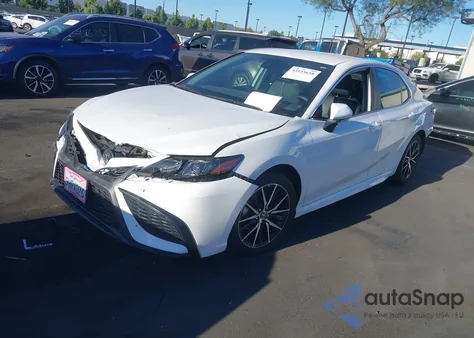 2024 Toyota Camry Se Night Shade/Se из США, поврежденный, VIN 4T1G11AK0RU843490